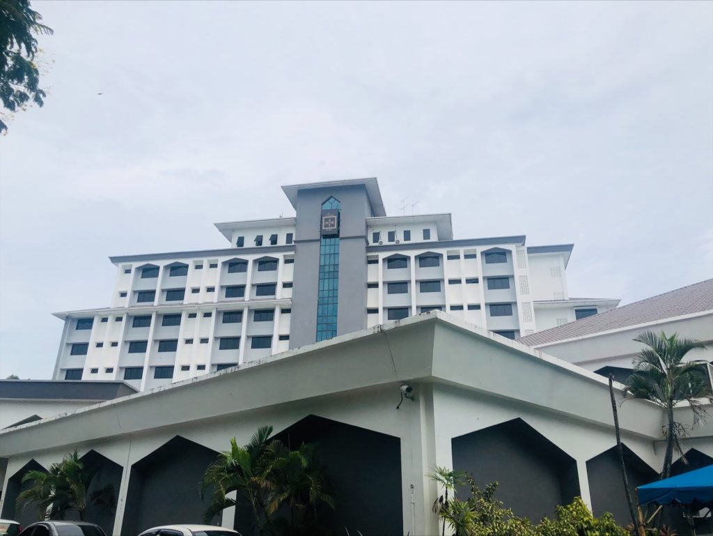 raia hotel kk building